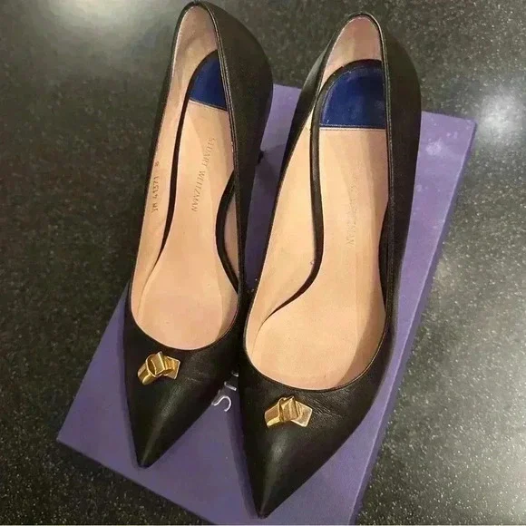 Stuart Weitzman leather black pumps with golden detail - Picture 1 of 8